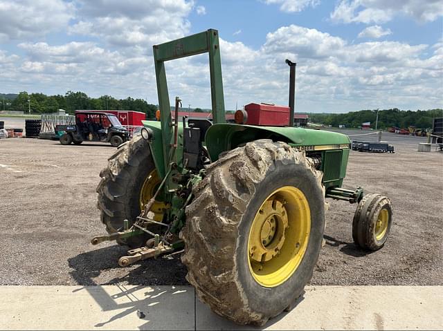 Image of John Deere 2550 equipment image 2