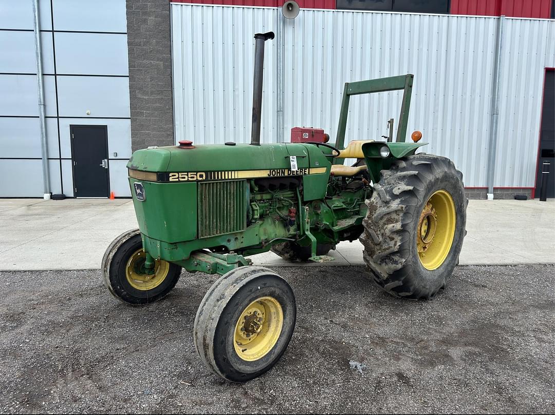 Image of John Deere 2550 Primary image