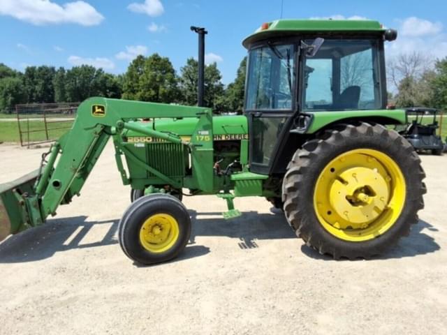 Image of John Deere 2550 equipment image 1
