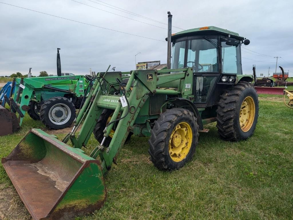 Main image John Deere 2550