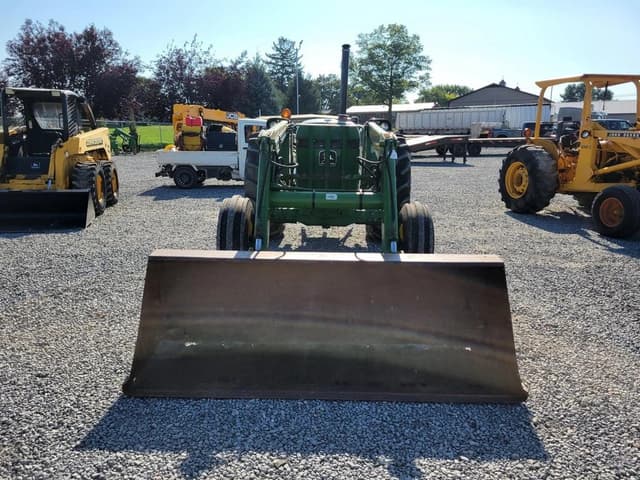 Image of John Deere 2550 equipment image 2
