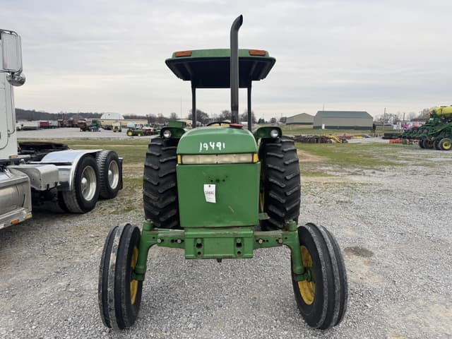 Image of John Deere 2555 equipment image 1