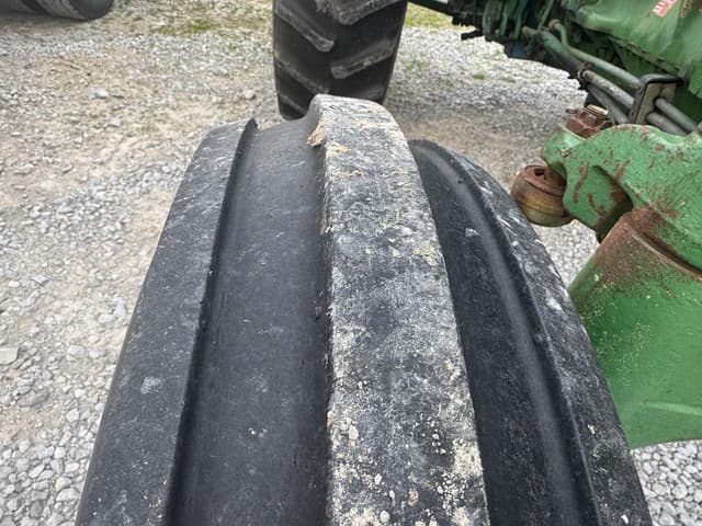 Image of John Deere 2555 equipment image 3