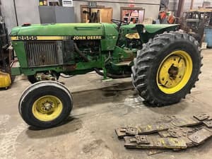 John Deere 2555 Image