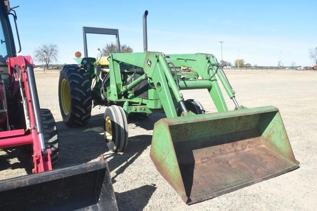 Image of John Deere 2555 equipment image 3