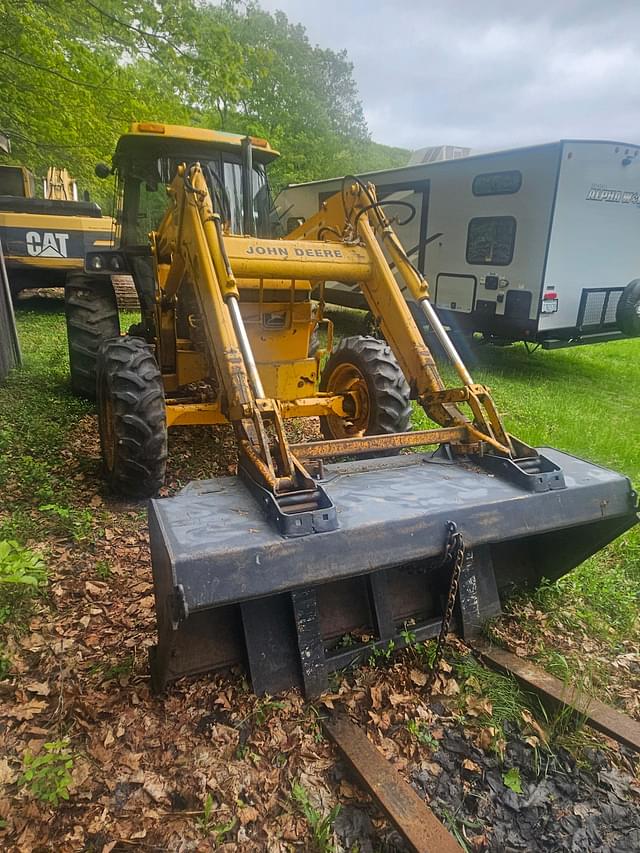 Image of John Deere 2555 equipment image 1