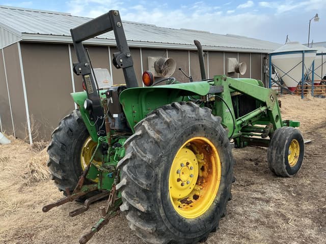 Image of John Deere 2555 equipment image 2