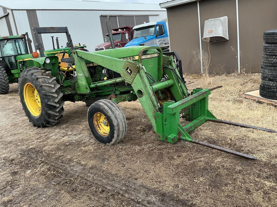 Image of John Deere 2555 Primary image