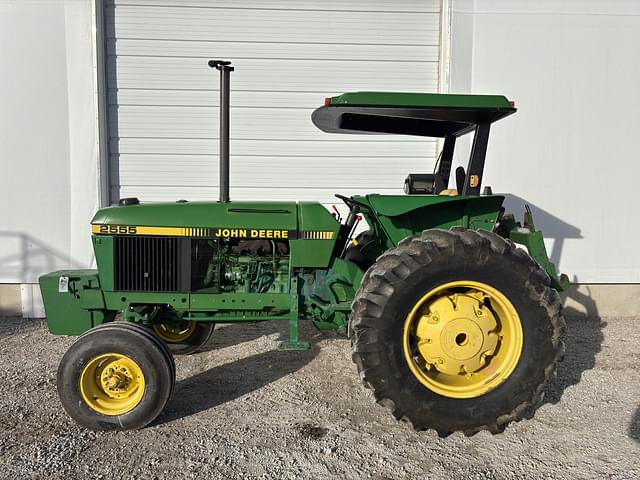 Image of John Deere 2555 equipment image 3