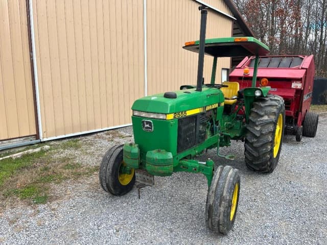Image of John Deere 2555 equipment image 1