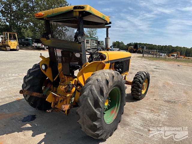 Image of John Deere 2555 equipment image 2