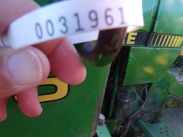 Image of John Deere 2555 equipment image 1