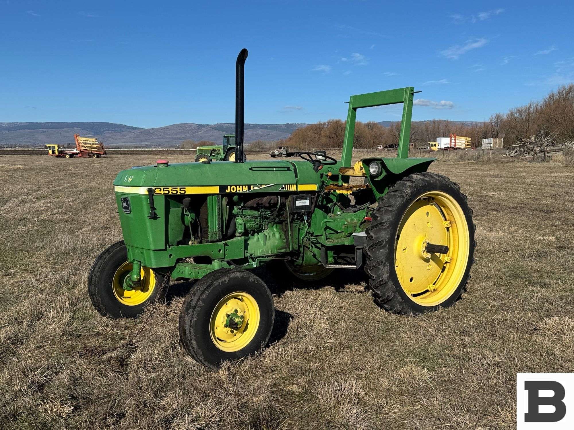 John Deere 2555 Equipment Image0