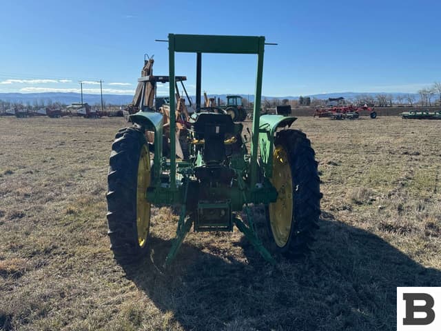 Image of John Deere 2555 equipment image 3