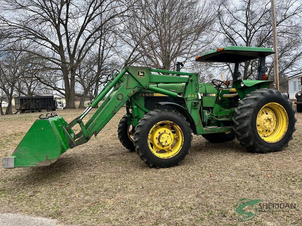 Image of John Deere 2555 Primary image