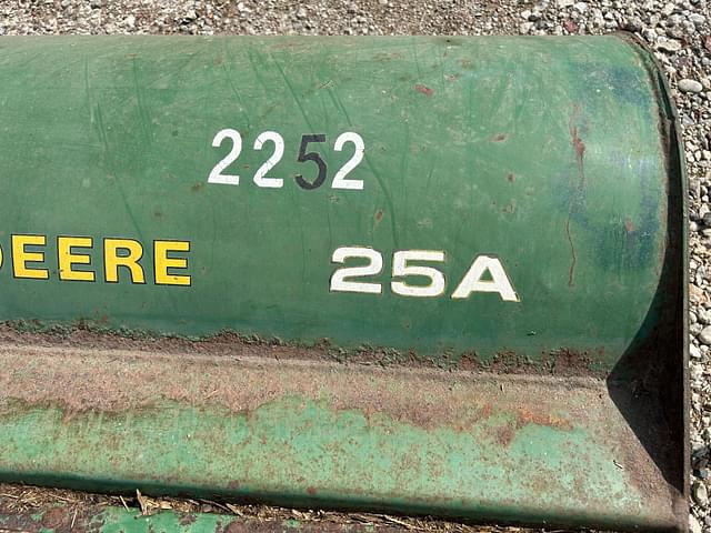 Image of John Deere 25A equipment image 2