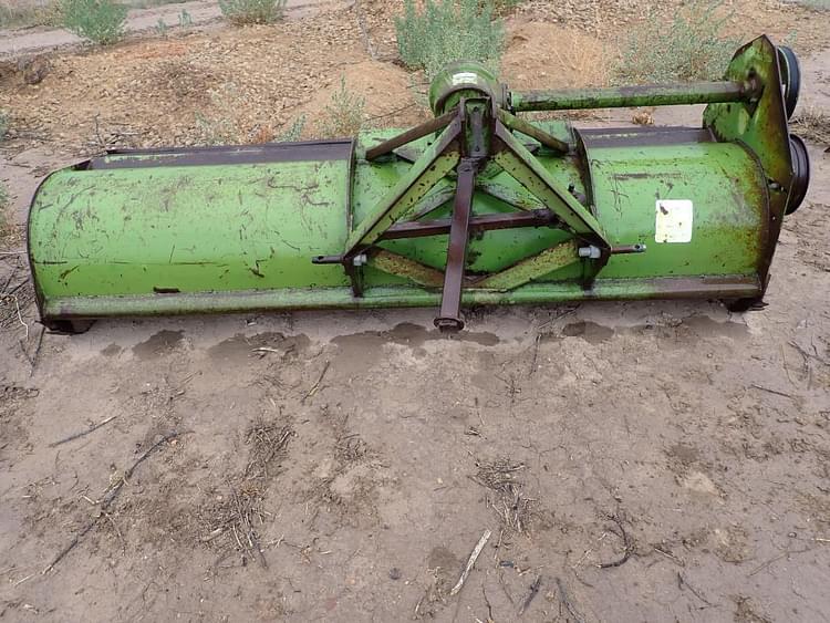 John Deere 25A Equipment Image0