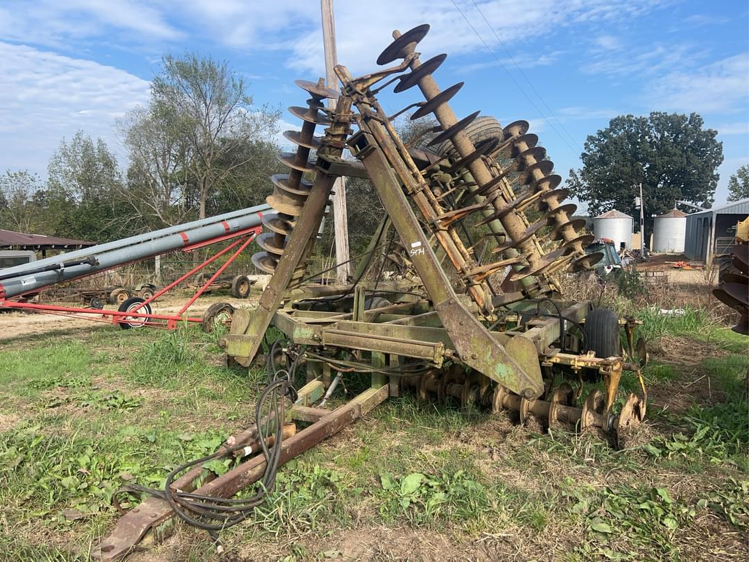 Image of John Deere Undetermined Primary image