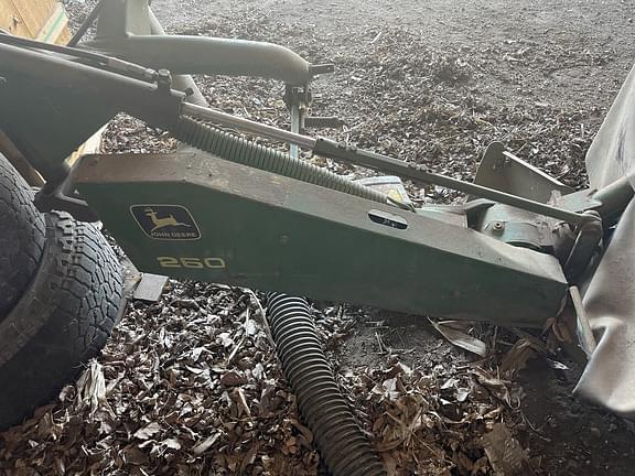 Image of John Deere 260 equipment image 1