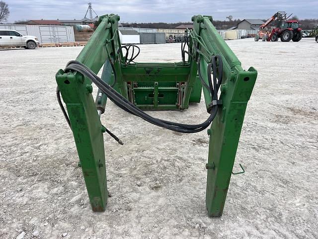 Image of John Deere 260 equipment image 3
