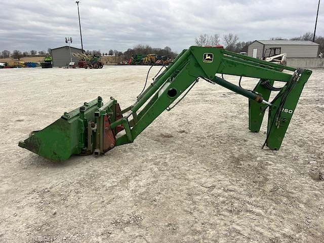 Image of John Deere 260 equipment image 1