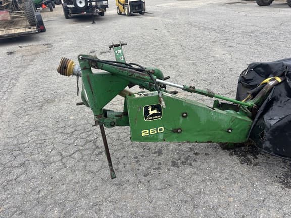 Image of John Deere 260 equipment image 3
