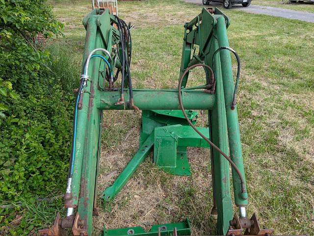 Image of John Deere 260 equipment image 2