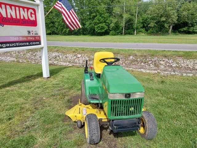 Image of John Deere 260 equipment image 1