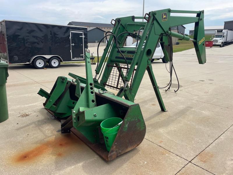 Image of John Deere 260 Primary image