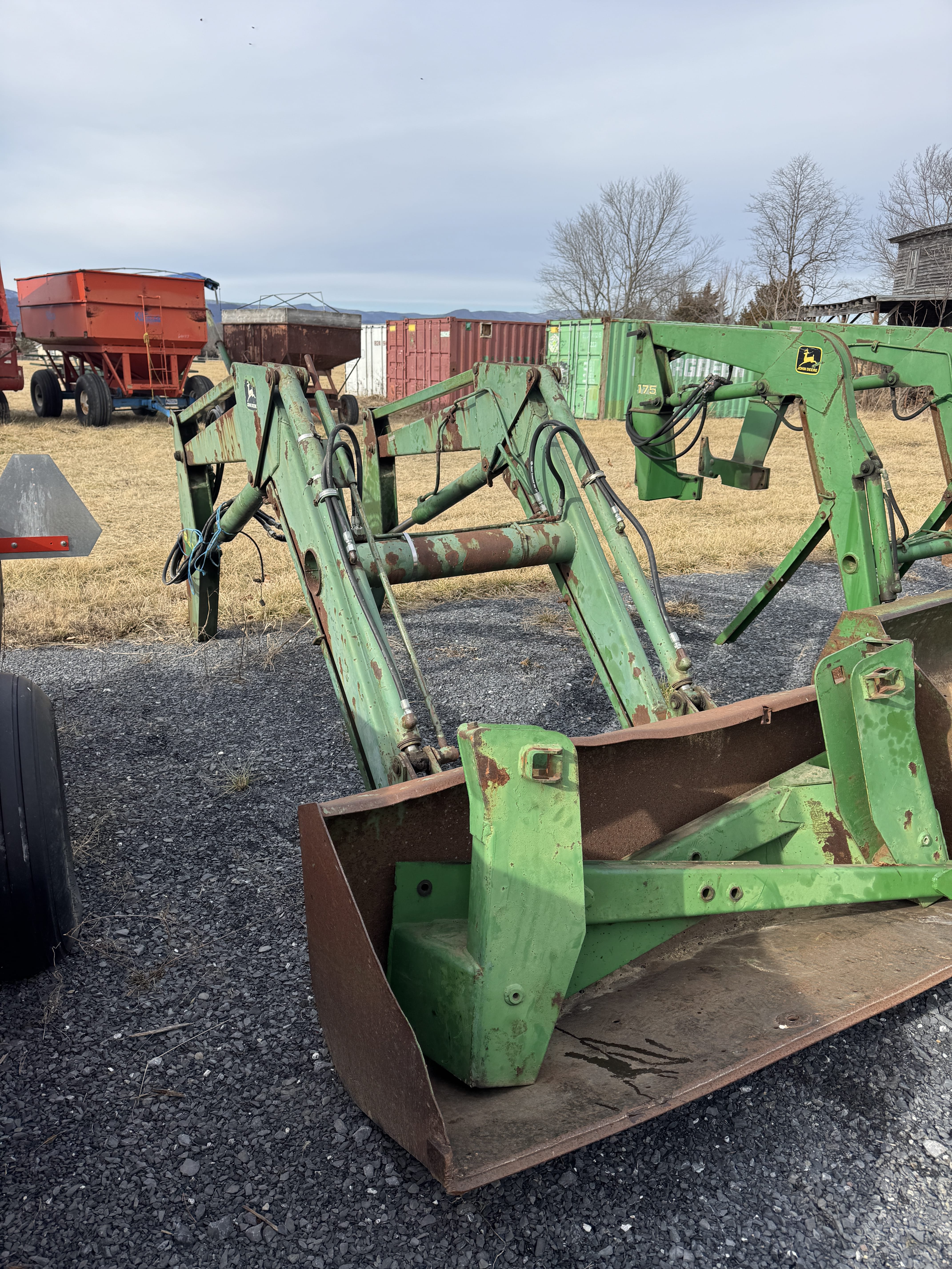 John Deere 260 Equipment Image0