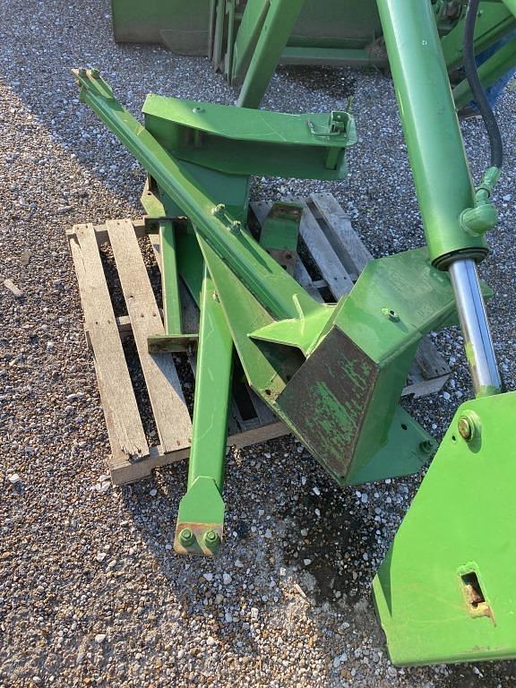 Image of John Deere 260 equipment image 3