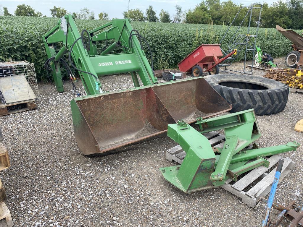 Image of John Deere 260 Image 0