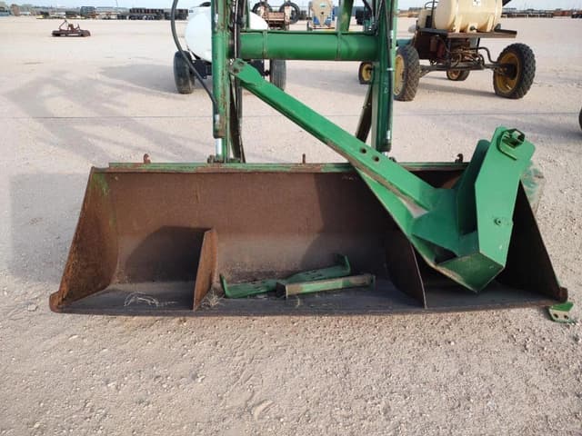 Image of John Deere 260 equipment image 4