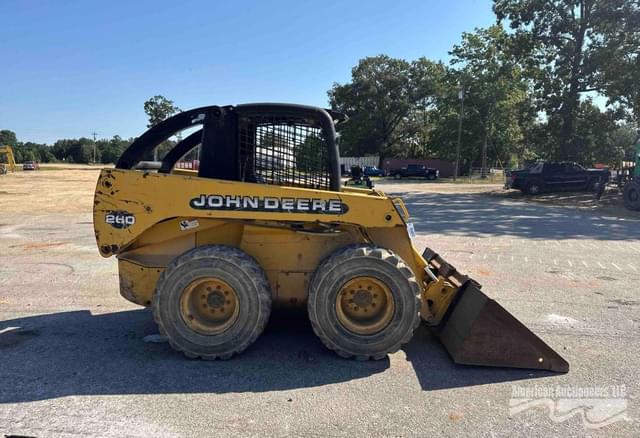 Image of John Deere 260 equipment image 3