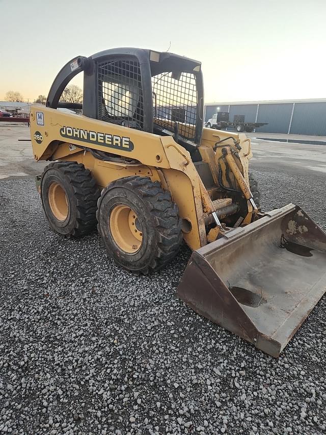 Image of John Deere 260 equipment image 2