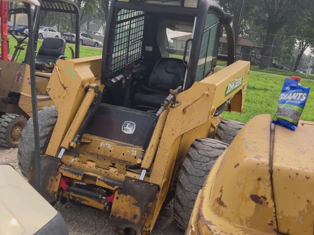 Image of John Deere 260 equipment image 1