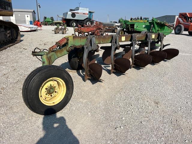 Image of John Deere 2600 equipment image 4