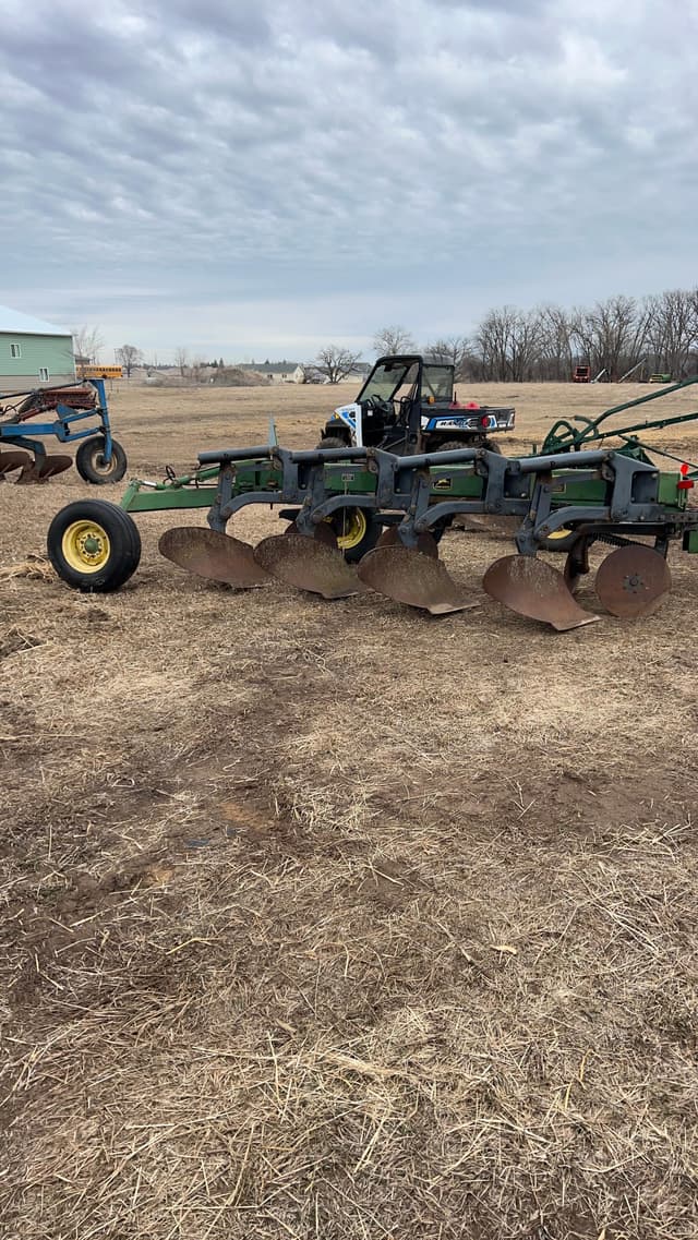 Image of John Deere 2600 equipment image 3