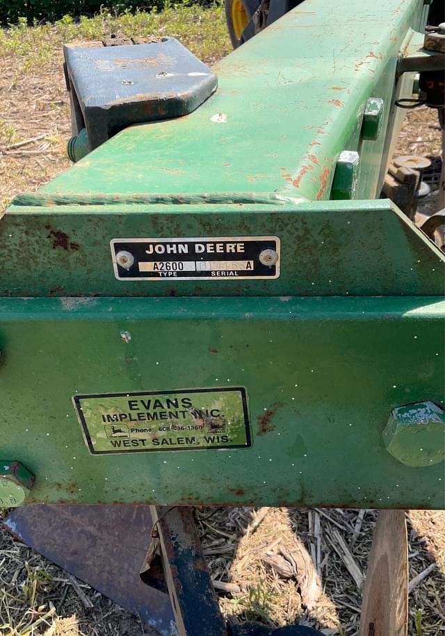 Image of John Deere 2600 equipment image 1