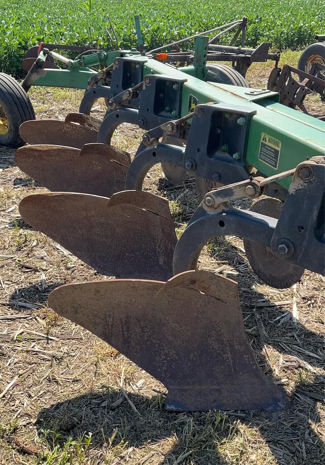 Image of John Deere 2600 equipment image 2