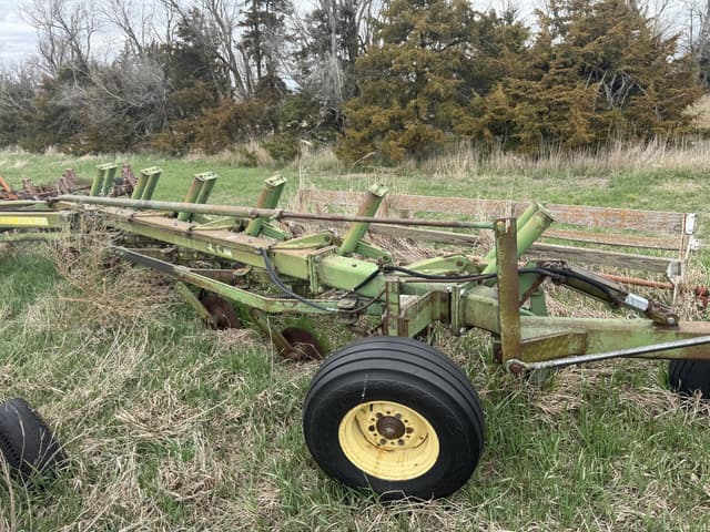 Image of John Deere 2600 equipment image 4