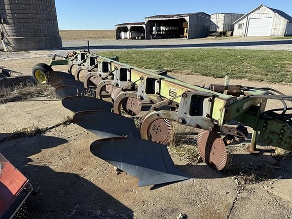 Image of John Deere 2600 Image 1