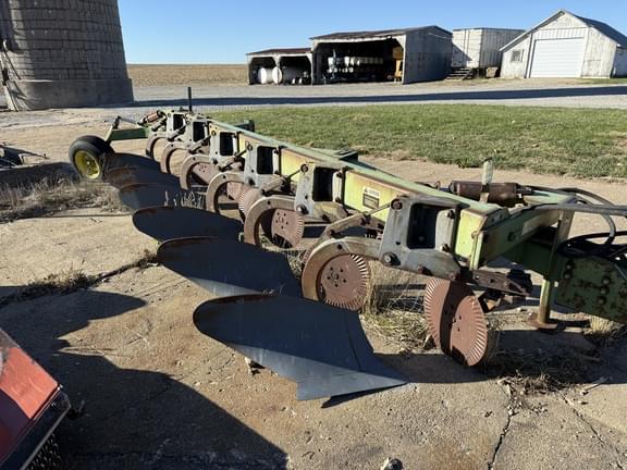 Image of John Deere 2600 Image 1