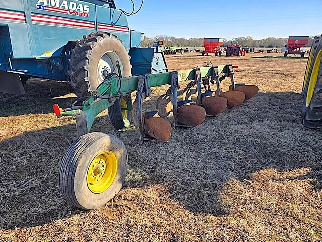 Image of John Deere 2600 equipment image 4