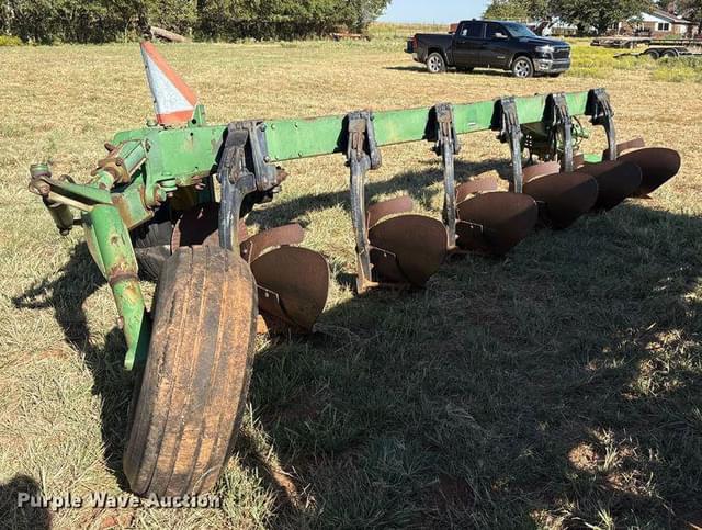 Image of John Deere 2600 equipment image 4