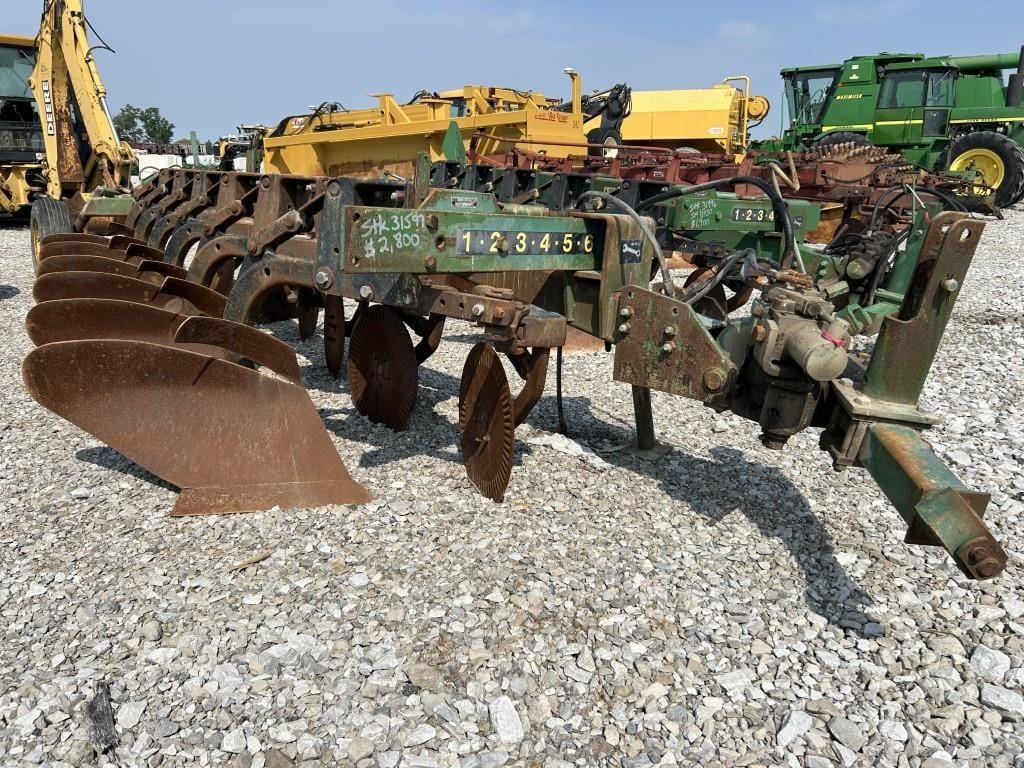 John Deere A2600 Equipment Image0