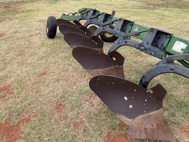 Image of John Deere 2600 equipment image 4