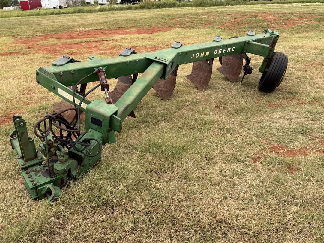 Image of John Deere 2600 Primary image
