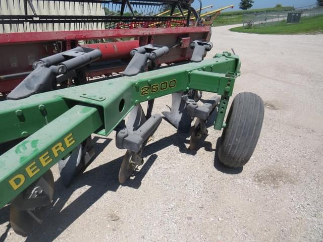 Image of John Deere 2600 equipment image 2