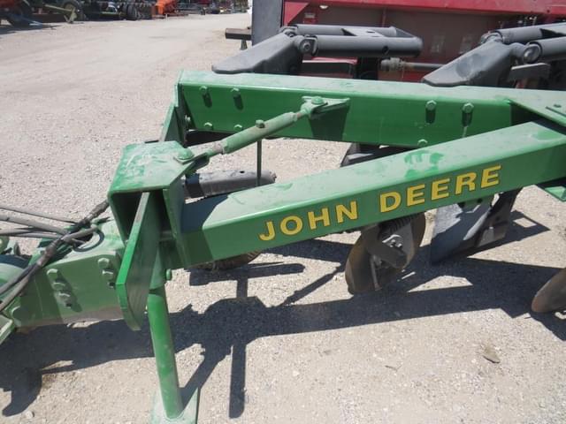 Image of John Deere 2600 equipment image 3
